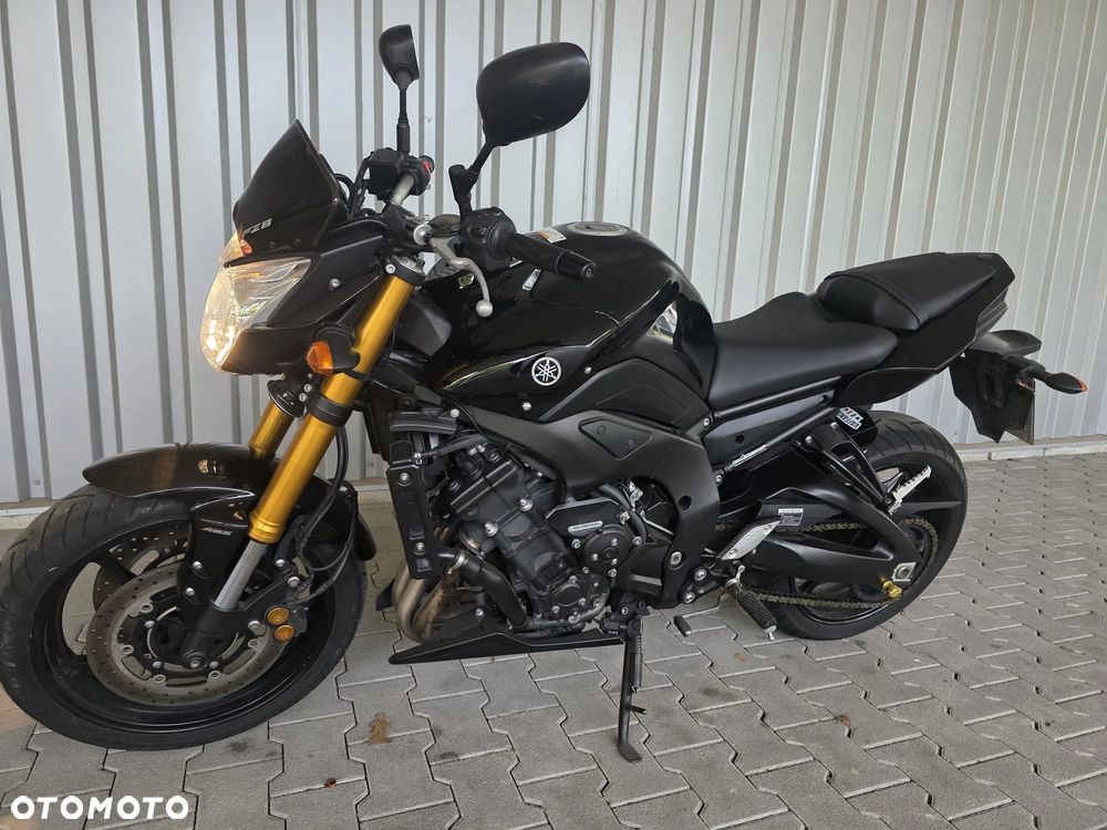 Yamaha FZ8 - 3