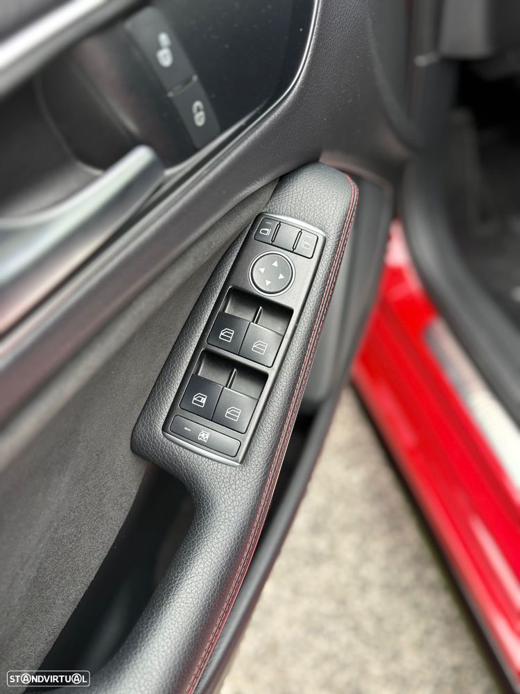 Mercedes-Benz A 180 CDI AMG Line - 11