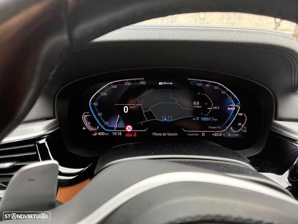 BMW 530 e iPerformance Pack M — fotografia 8