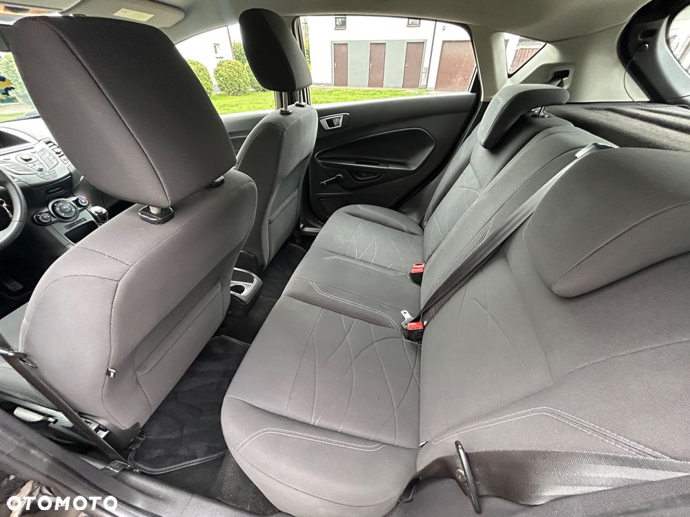 Ford Fiesta 1.25 Champions Edition - 11
