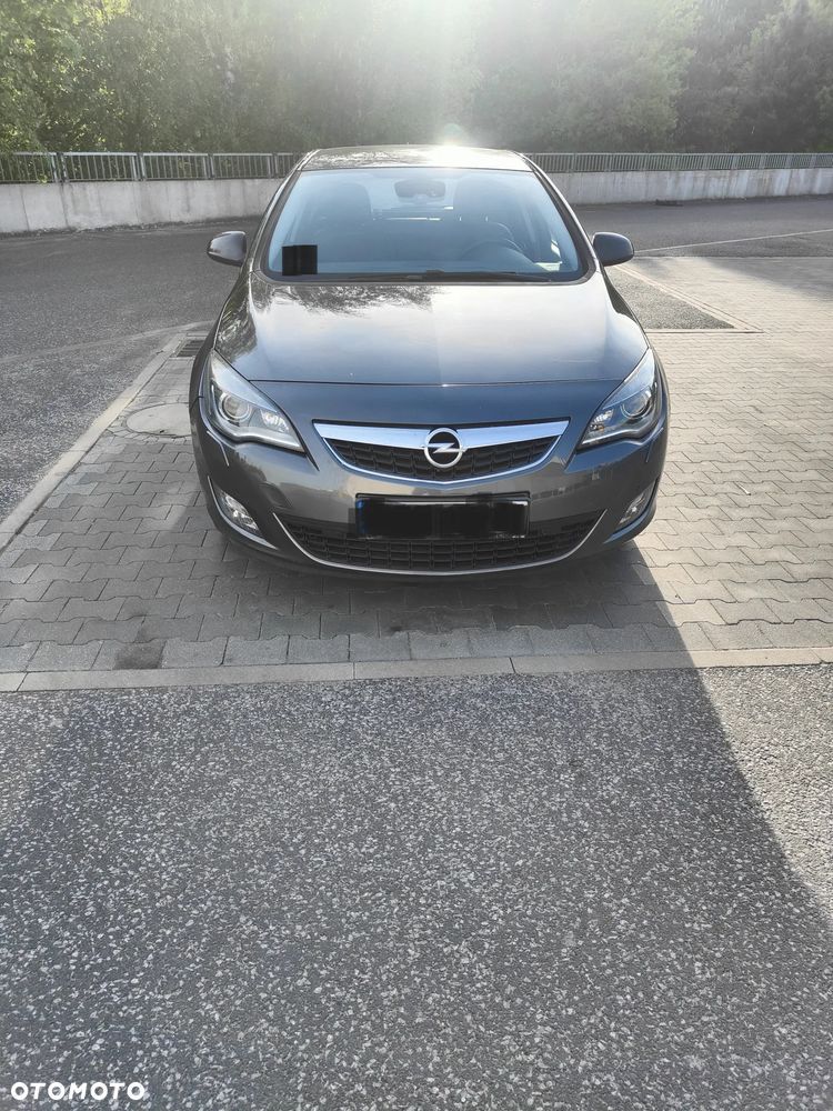 Opel Astra 1.4 T Cosmo - 3