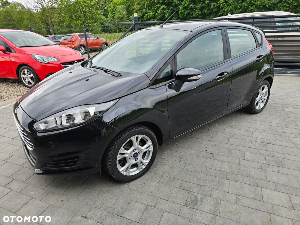 Ford Fiesta 1.0 EcoBoost S&S TITANIUM X - 4