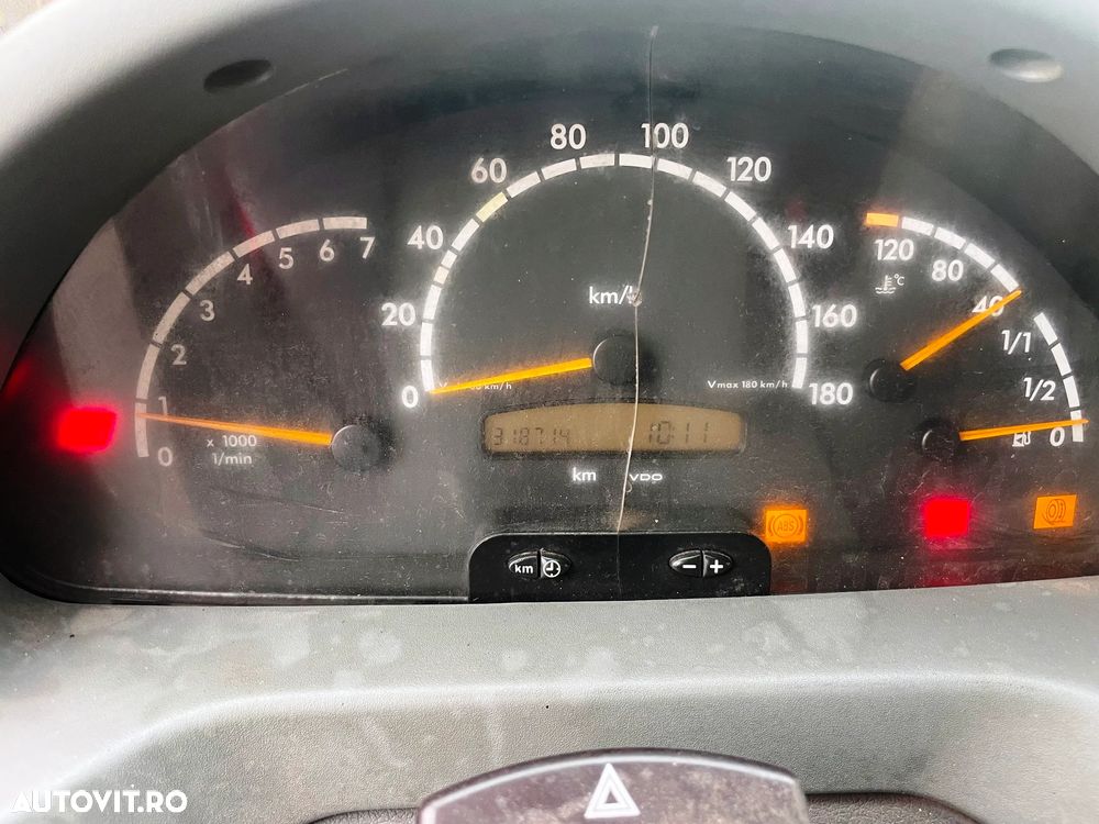 Mercedes-Benz Sprinter - 12