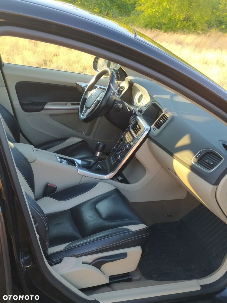 Volvo V60 D3 Kinetic - 5