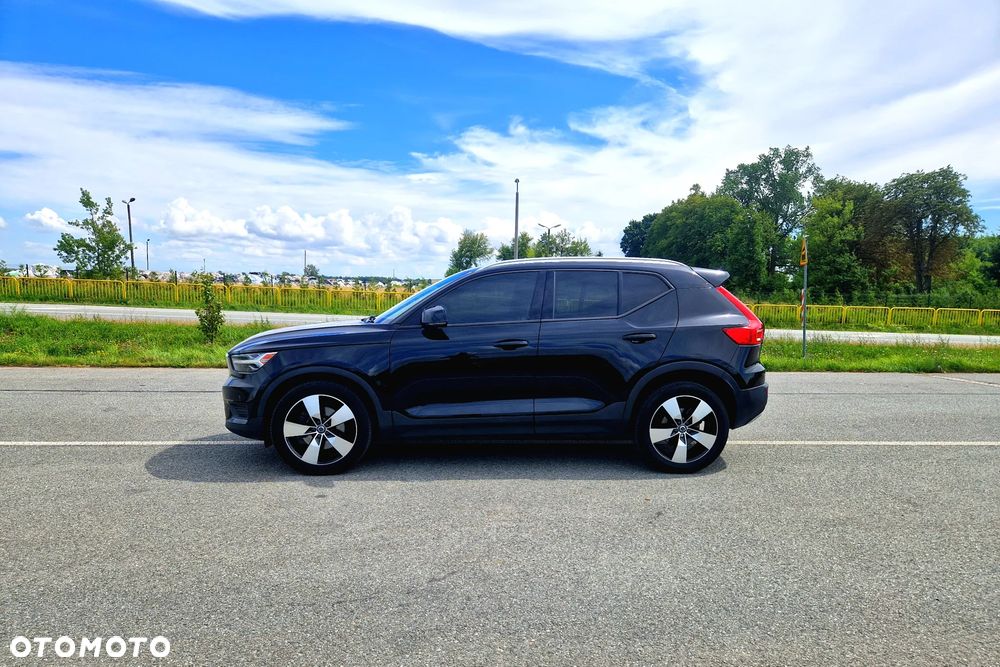 Volvo XC 40 T4 Geartronic Momentum Pro - 8