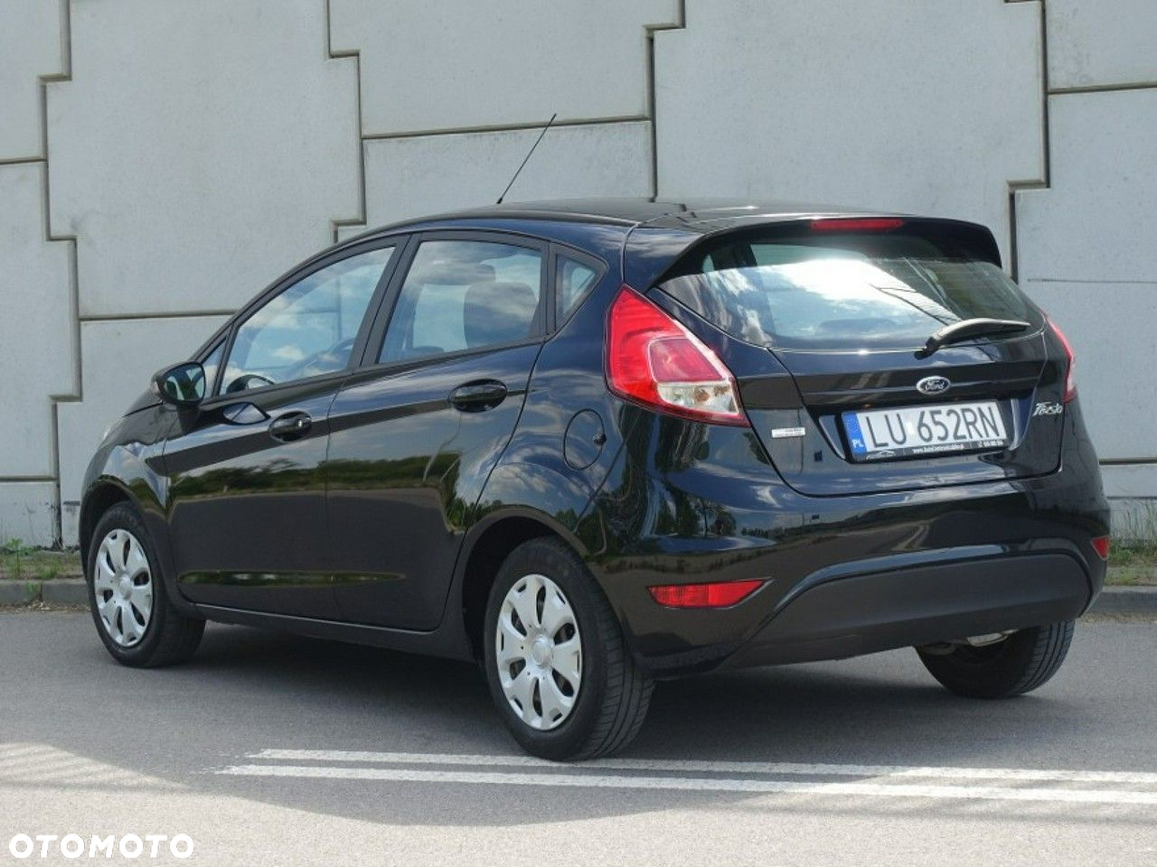 Ford Fiesta - 10