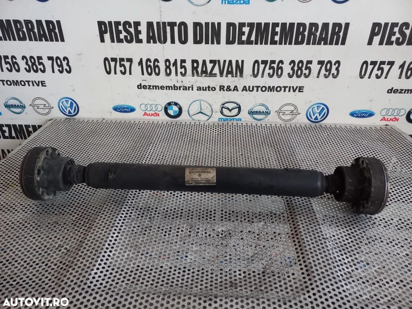 Cardan Fata Audi Q7 Porsche Cayenne Vw Touareg 3.0 Tdi Cod 7LH Dezmembrez Audi Q7 3.0 Tdi Motor BUG - 1