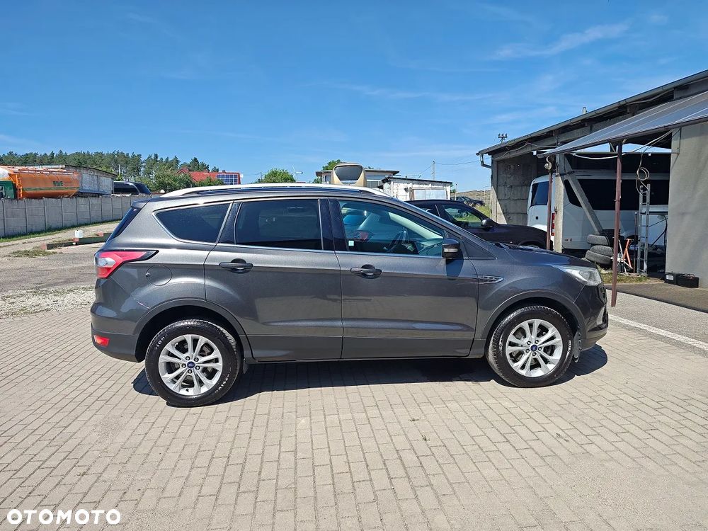 Ford Kuga 2.0 TDCi AWD Trend - 4