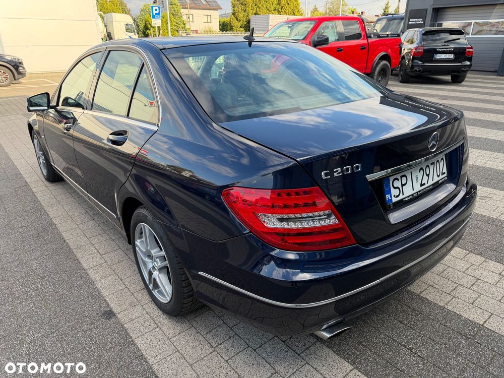 Mercedes-Benz Klasa C 200 CGI Automatik BlueEFFICIENCY Avantgarde - 7
