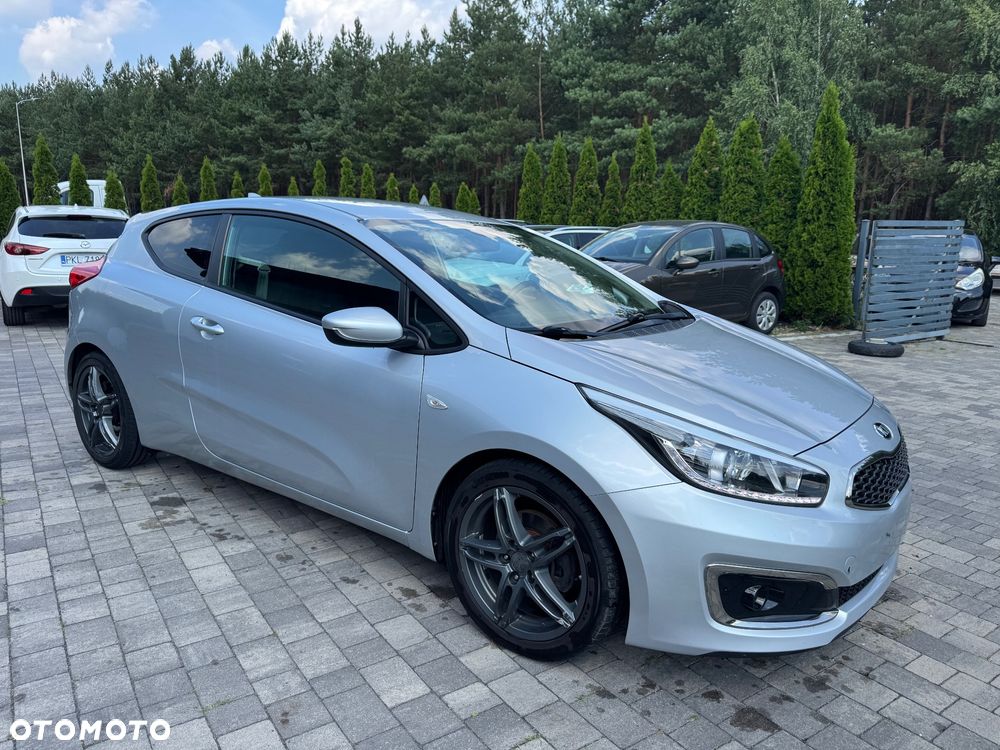 Kia ProCeed - 1