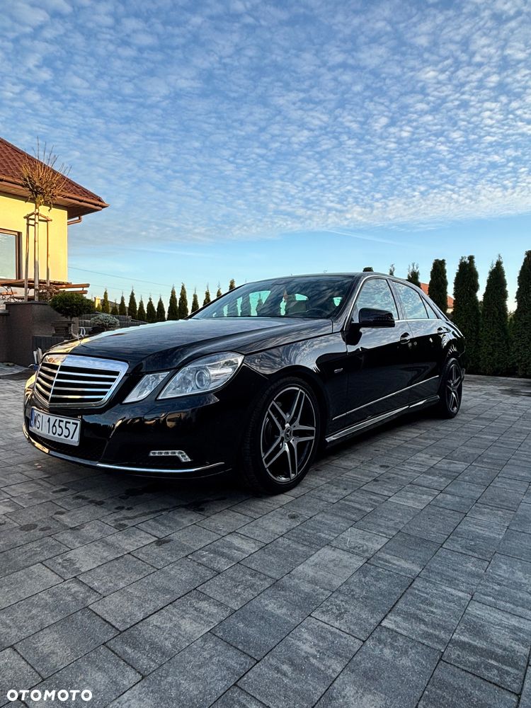 Mercedes-Benz Klasa E 350 CDI BlueEff Avantgarde - 31