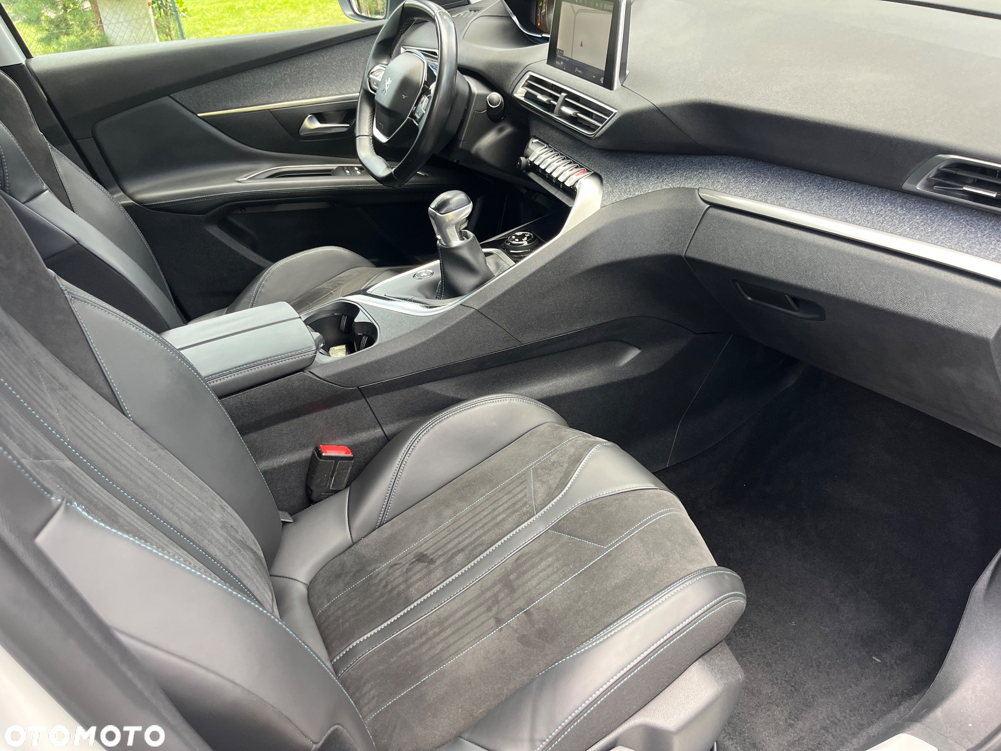 Peugeot 3008 PureTech 130 Stop & Start GPF Crossway - 29