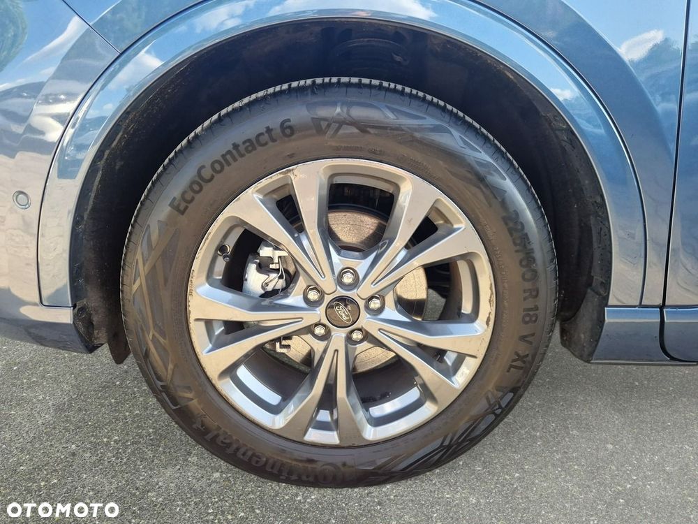 Ford Kuga - 9