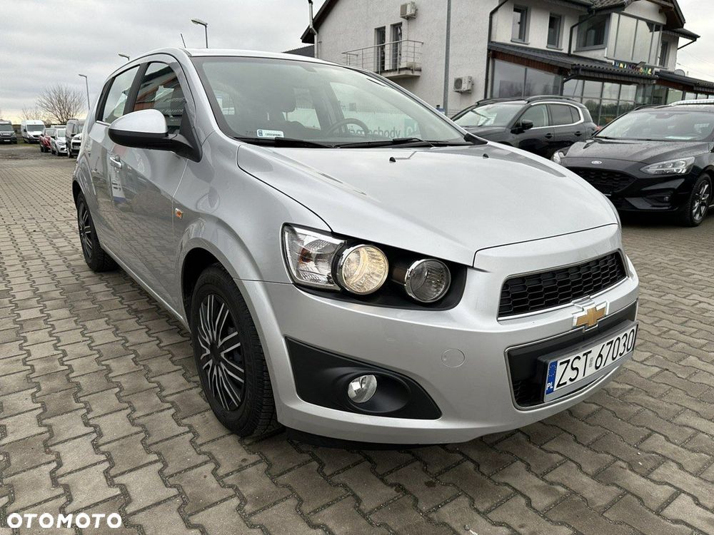 Chevrolet Aveo 1.6 LTZ - 3