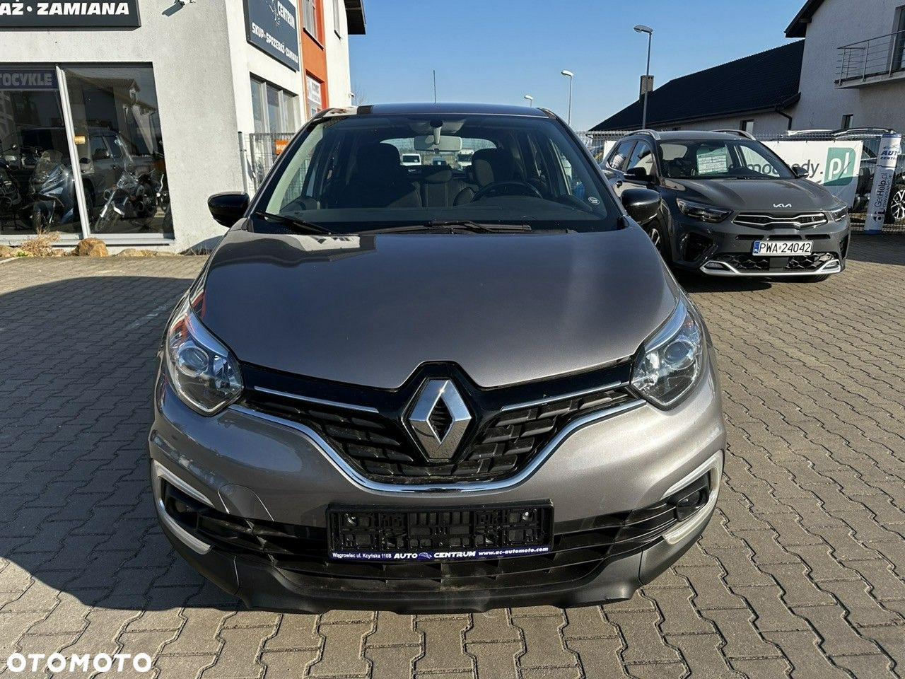 Renault Captur - 4