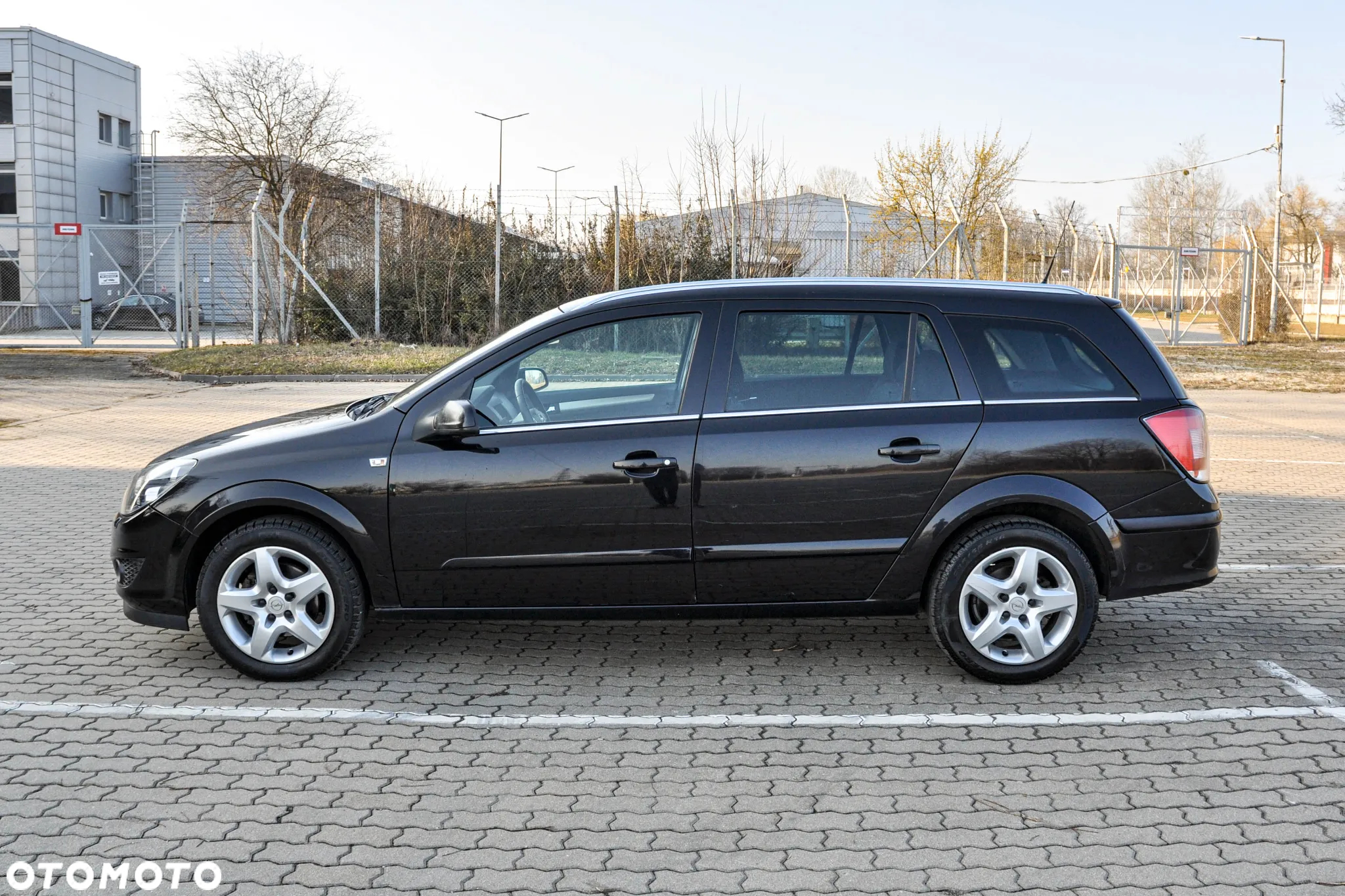 Opel Astra - 2