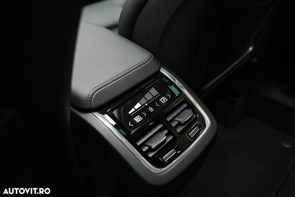 Volvo XC 60 B4 D Geartronic Inscription - 33