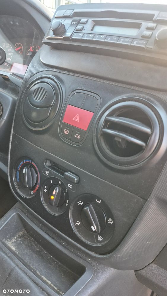 Peugeot Bipper - 25