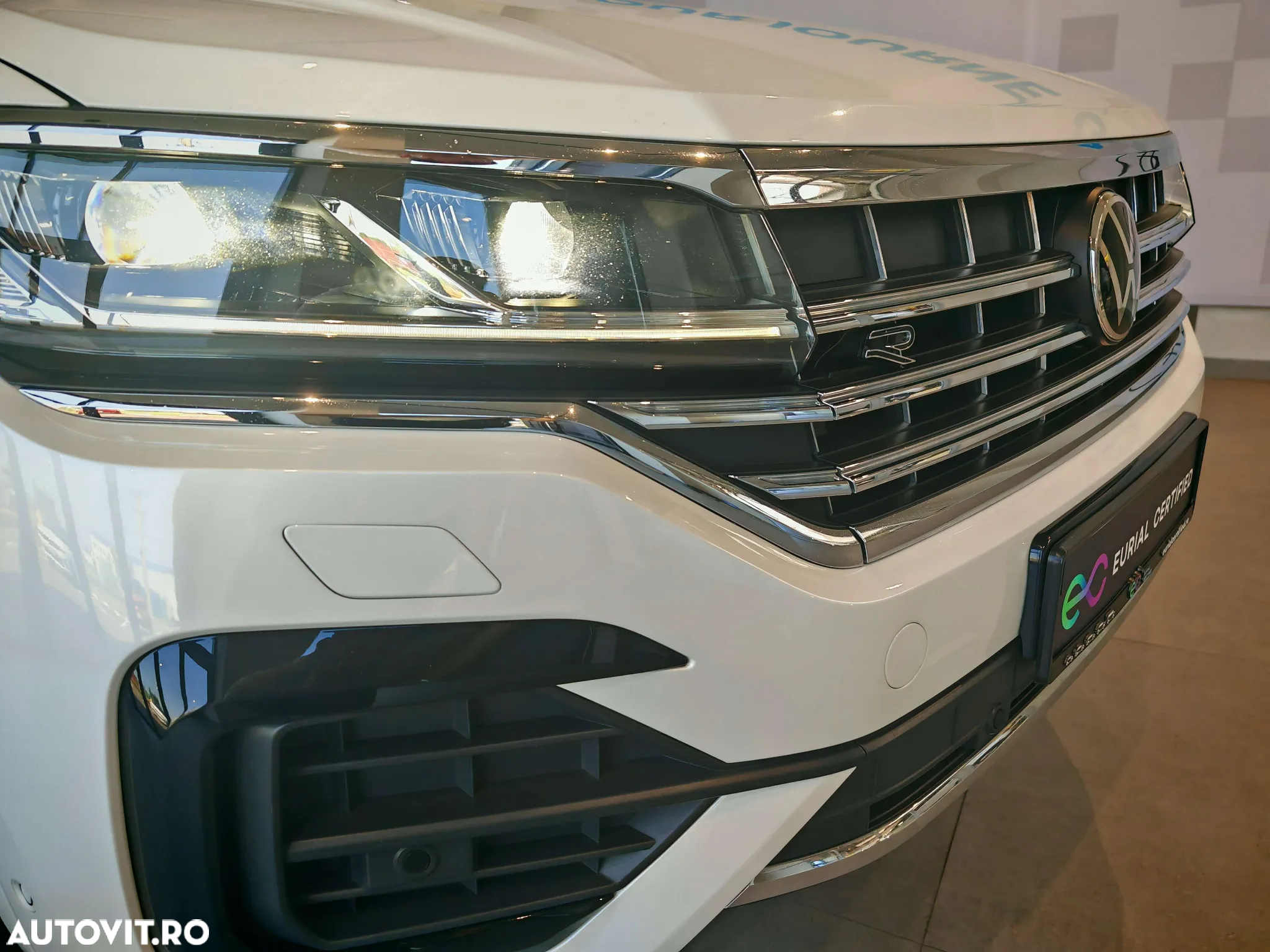 Volkswagen Touareg 3.0 V6 TDI 4Motion DPF Automatik Elegance - 7
