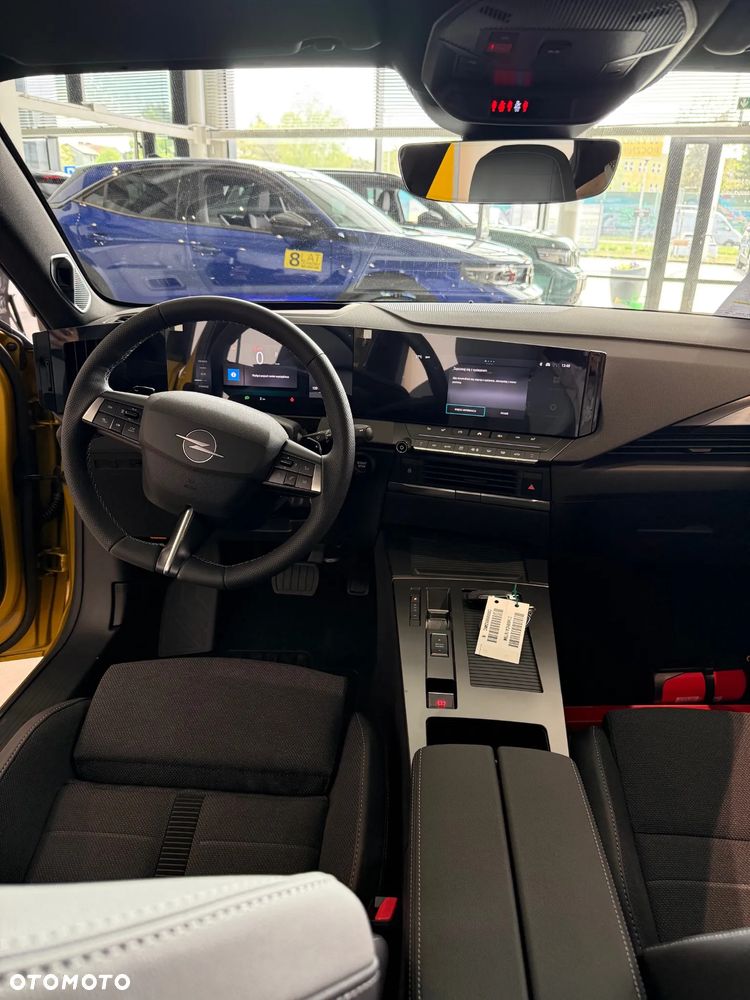 Opel Astra 1.2 T mHEV Ultimate eDTC - 5