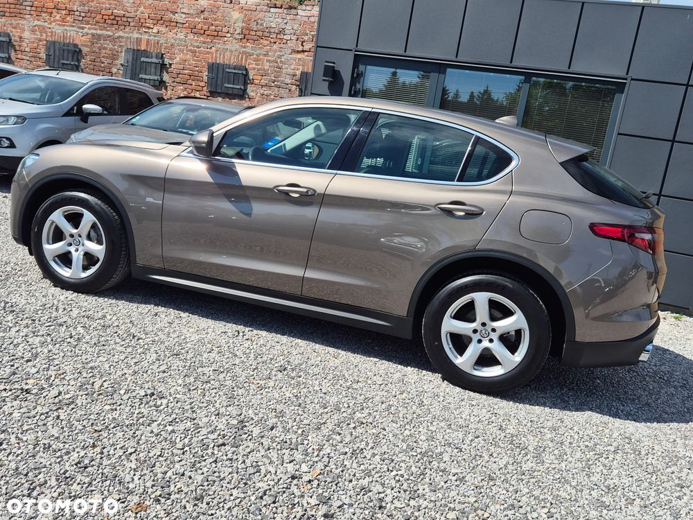 Alfa Romeo Stelvio 2.2 16V AT8 Executive - 7