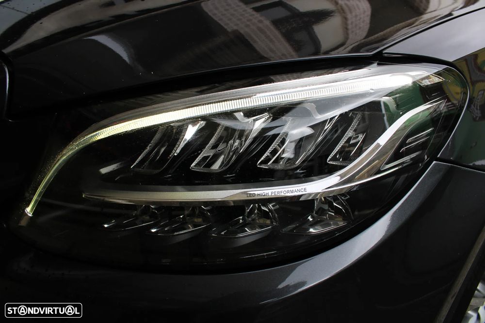 Mercedes-Benz C 300 AMG Line - 52