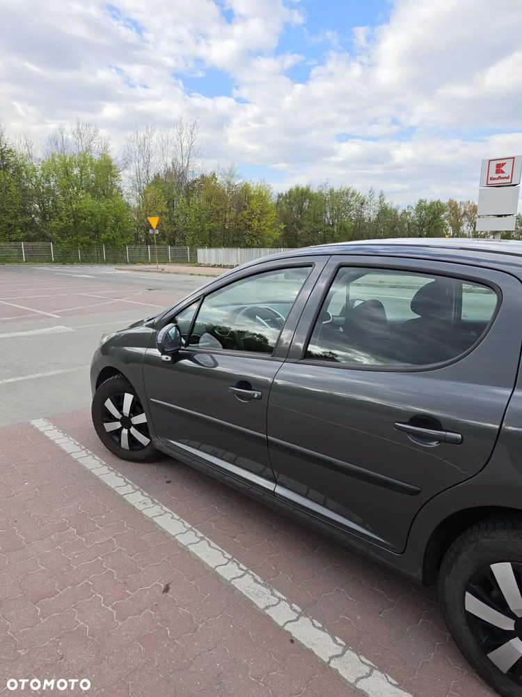 Peugeot 207 75 forever - 5