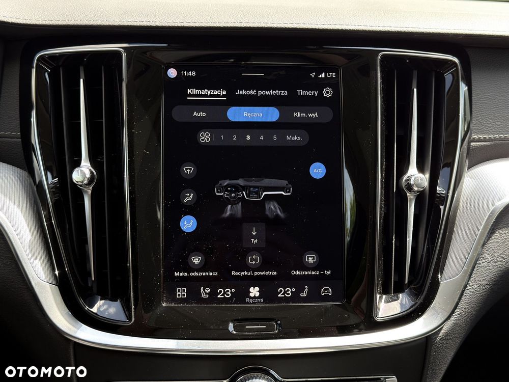 Volvo V60 Cross Country - 26