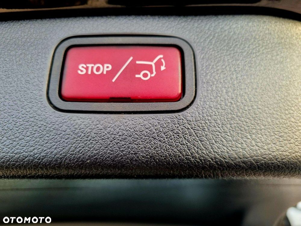 Mercedes-Benz Klasa C 220 d 9G-TRONIC AMG Line - 22