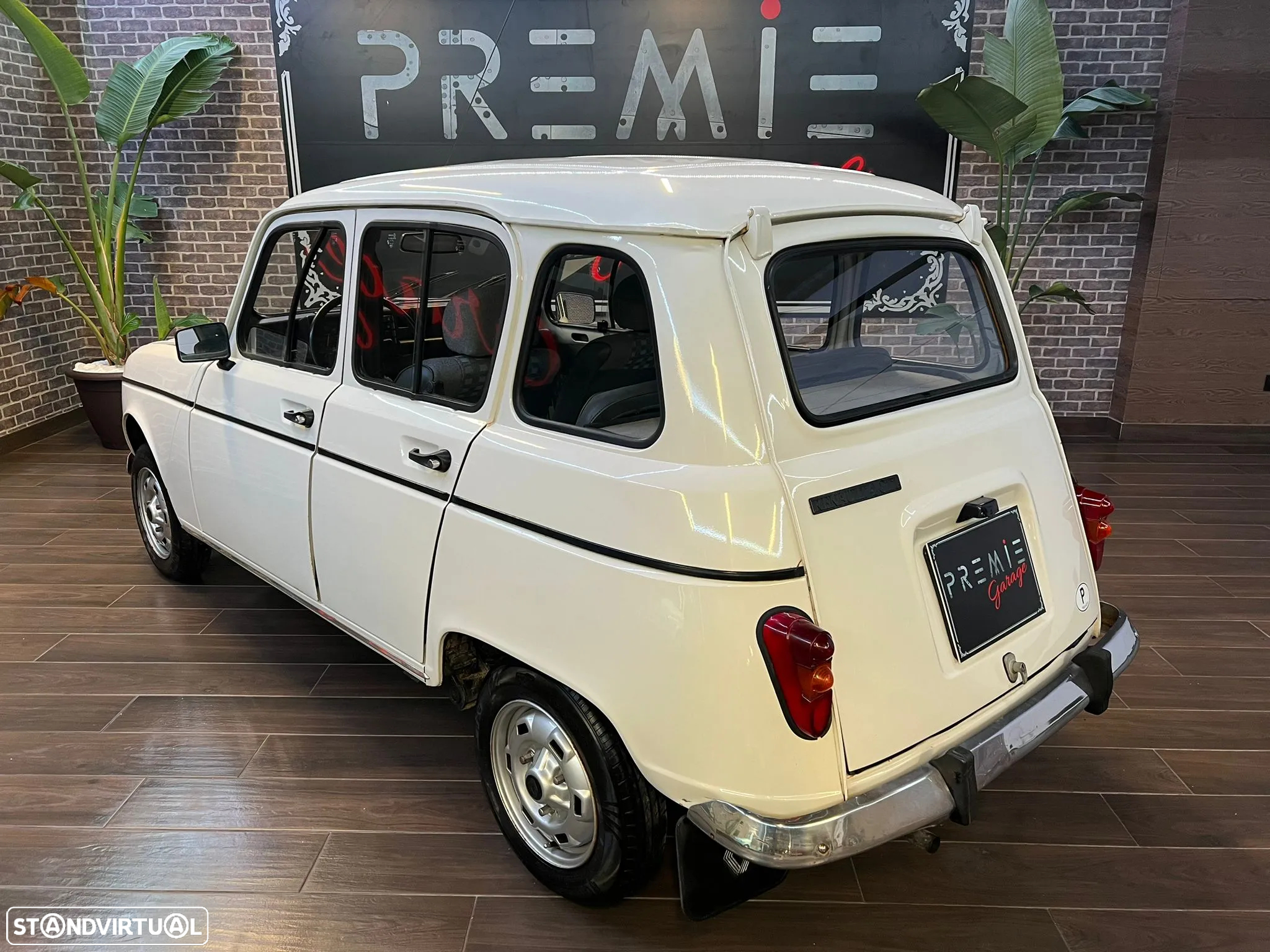 Renault 4 1.1 GTL - 11