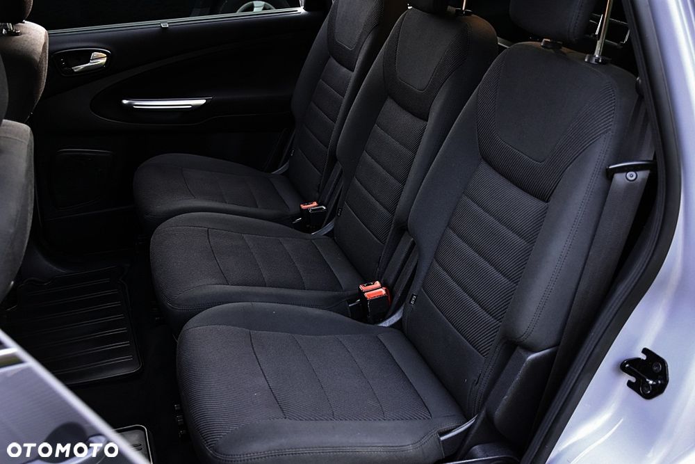 Ford S-Max 2.0 TDCi DPF Business Edition - 37