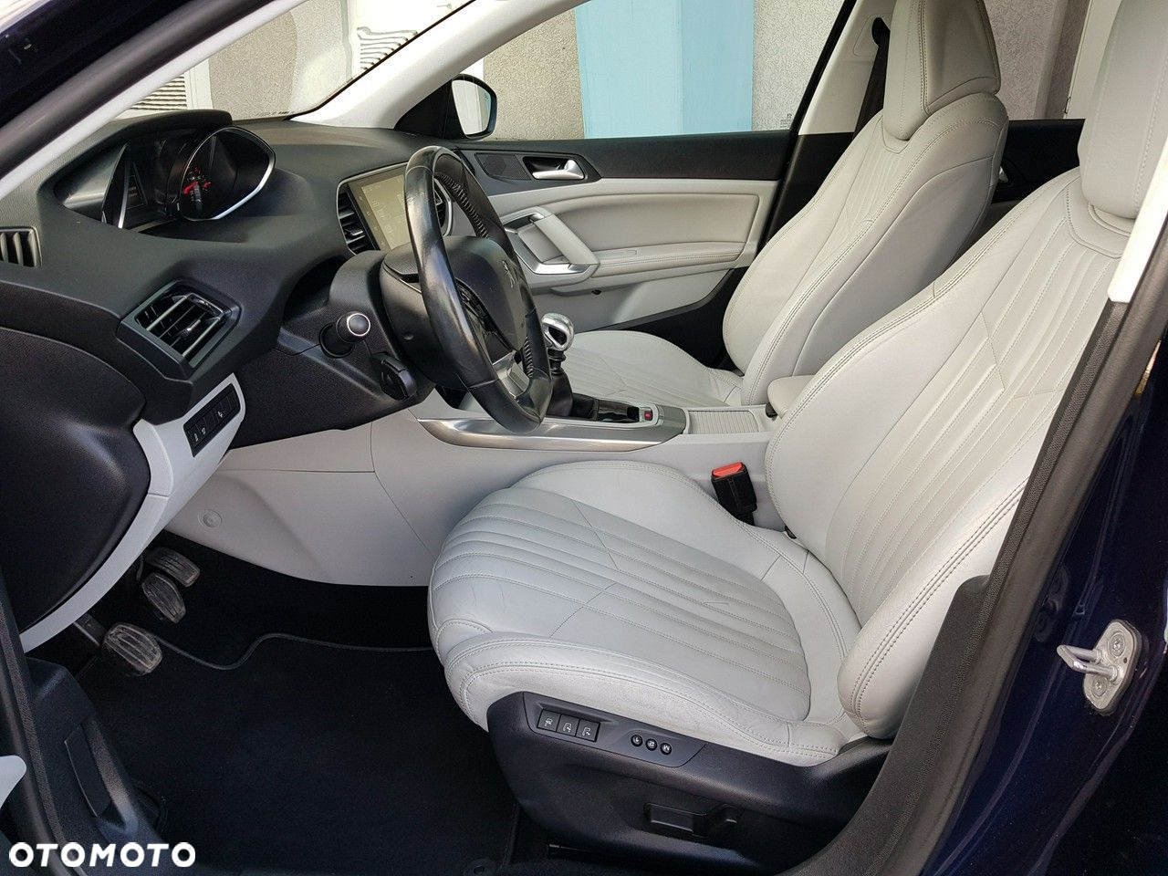 Peugeot 308 SW 2.0 Blue HDi Allure S&S - 9
