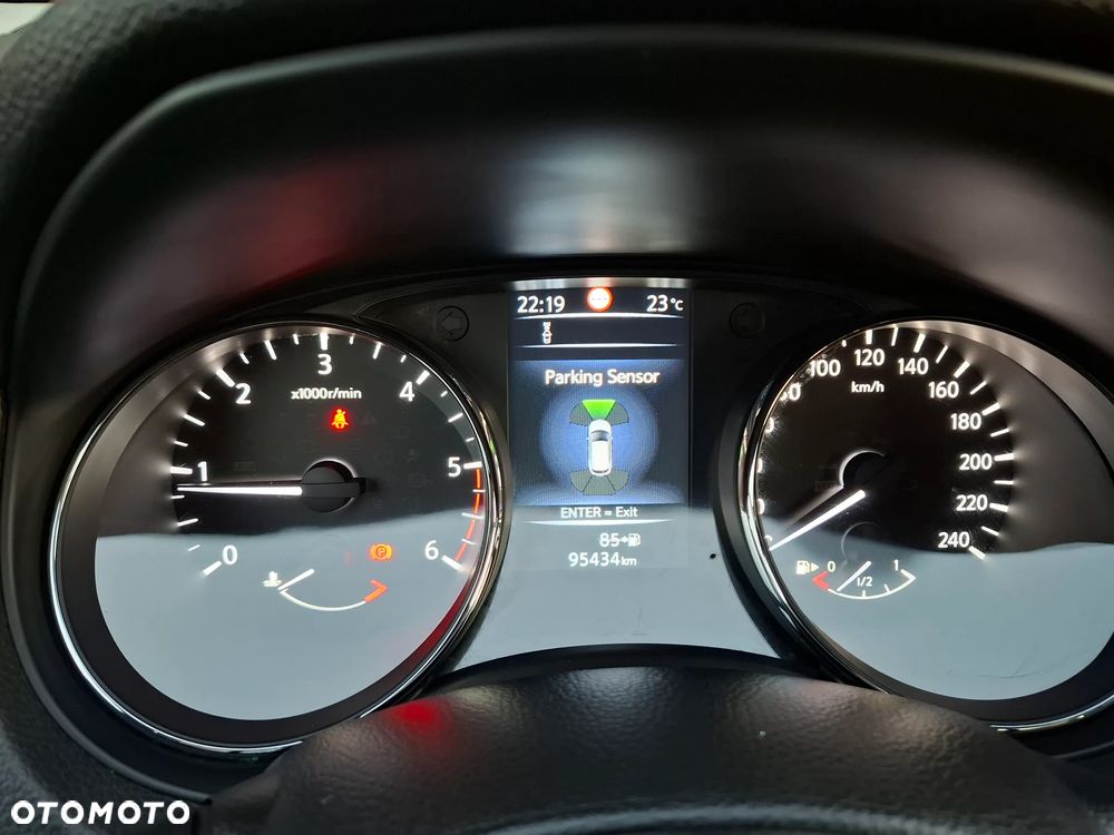 Nissan Qashqai 1.6 DCi ALL-MODE 4x4i N-Connecta - 10