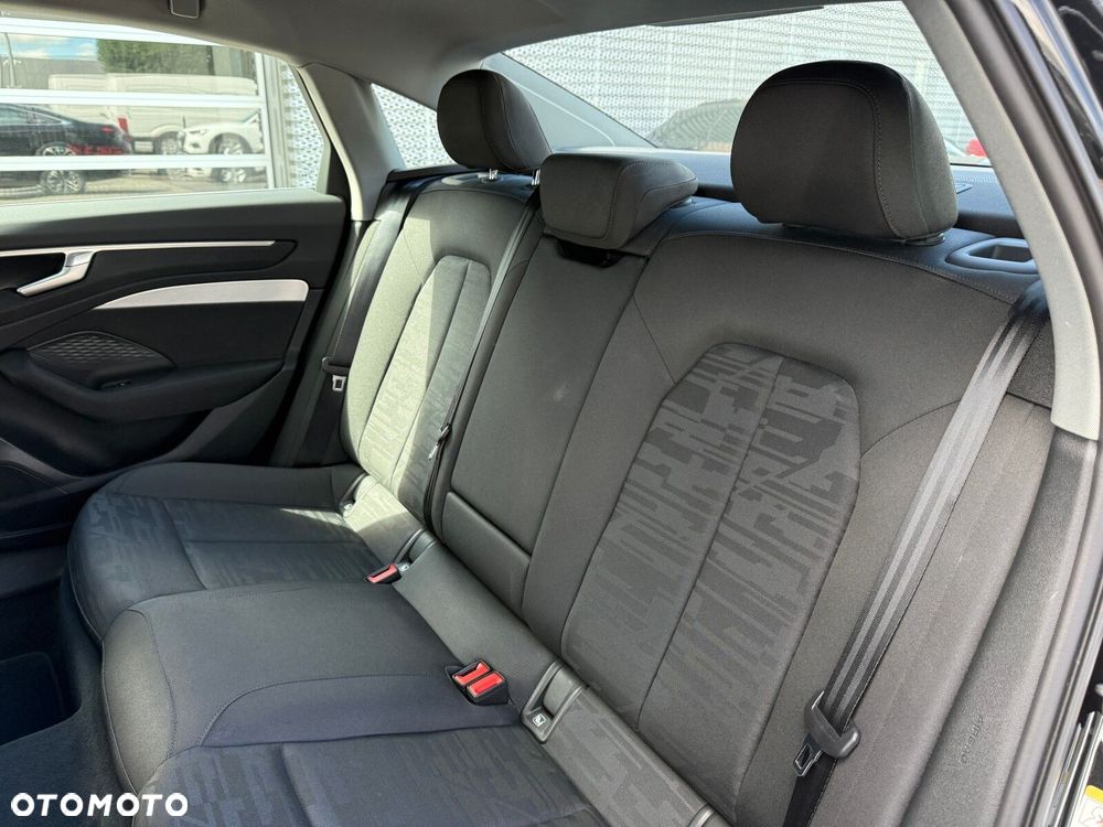 Audi A6 Limousine - 13