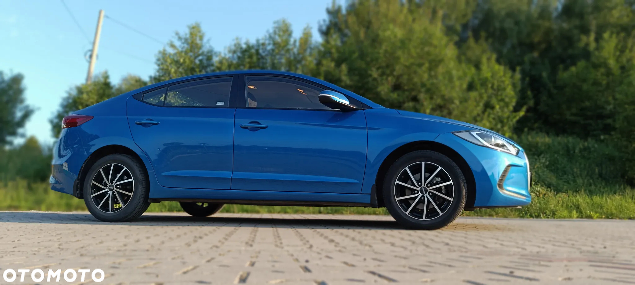 Hyundai Elantra 1.6 Classic + - 4