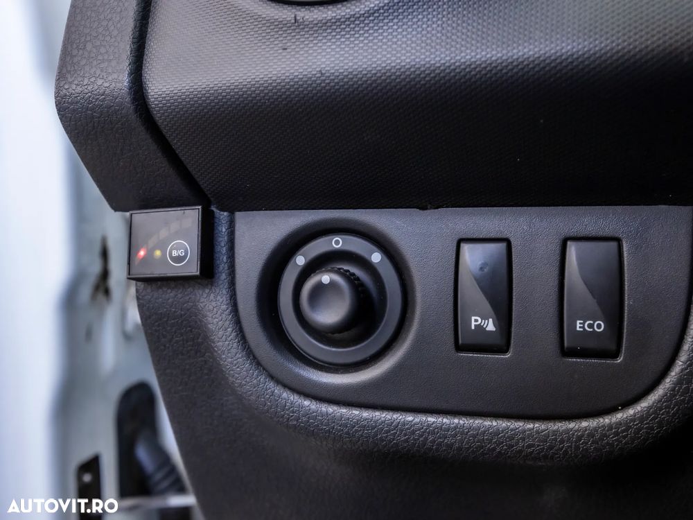 Dacia Logan 0.9 TCe Laureate - 8