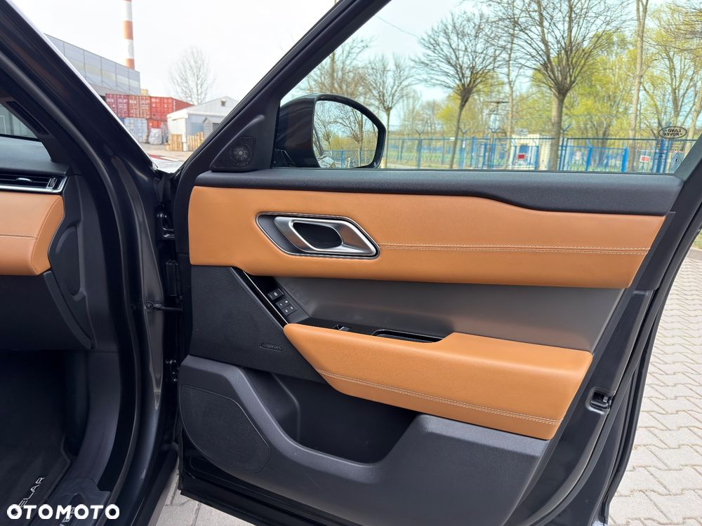Land Rover Range Rover Velar 2.0 P250 R-Dynamic SE - 19