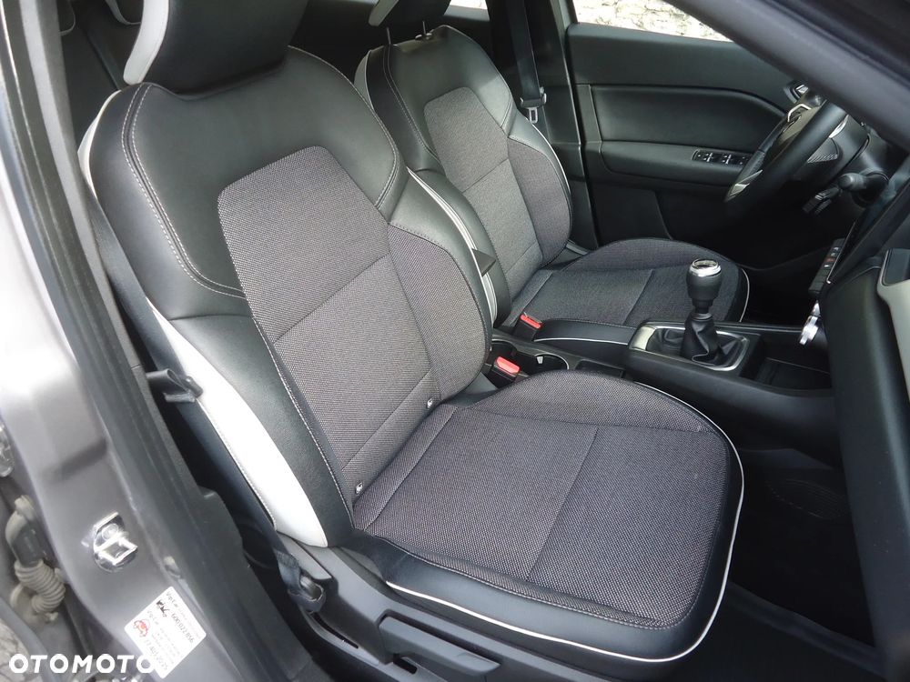 Renault Captur 1.0 TCe Intens - 22