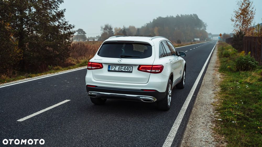 Mercedes-Benz GLC - 4