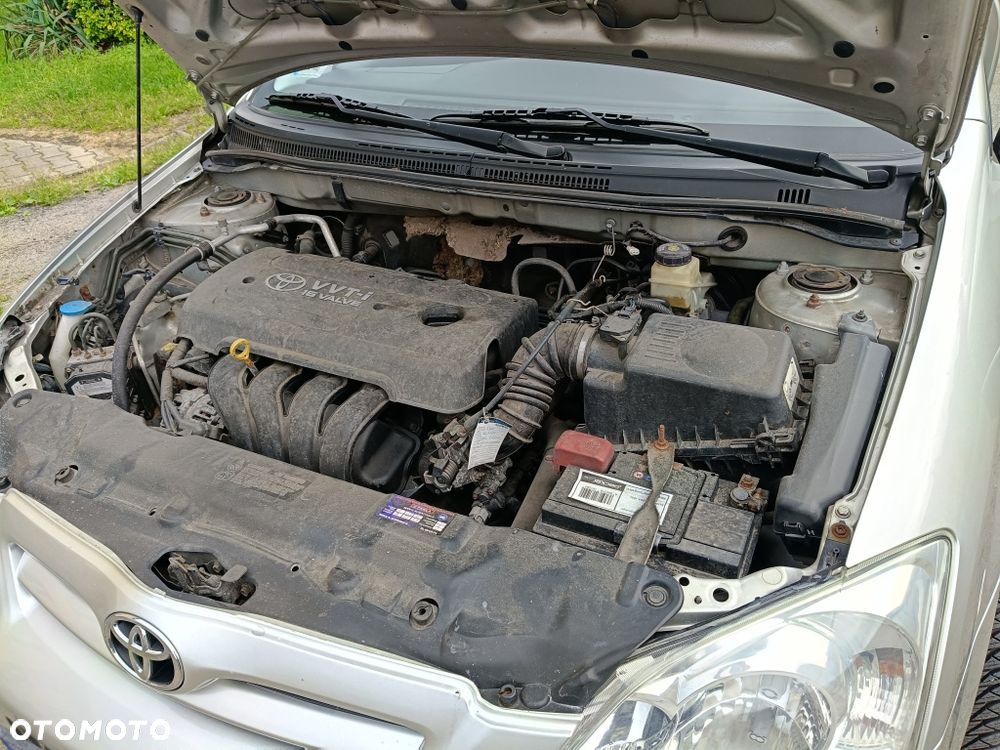 Toyota Corolla - 8
