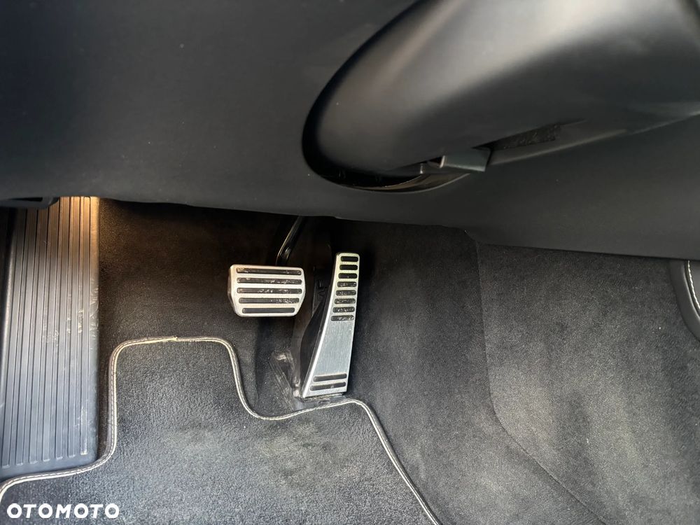 Volvo V60 T8 AWD Recharge Geartronic RDesign - 30