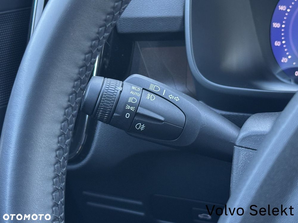 Volvo XC 40 - 23