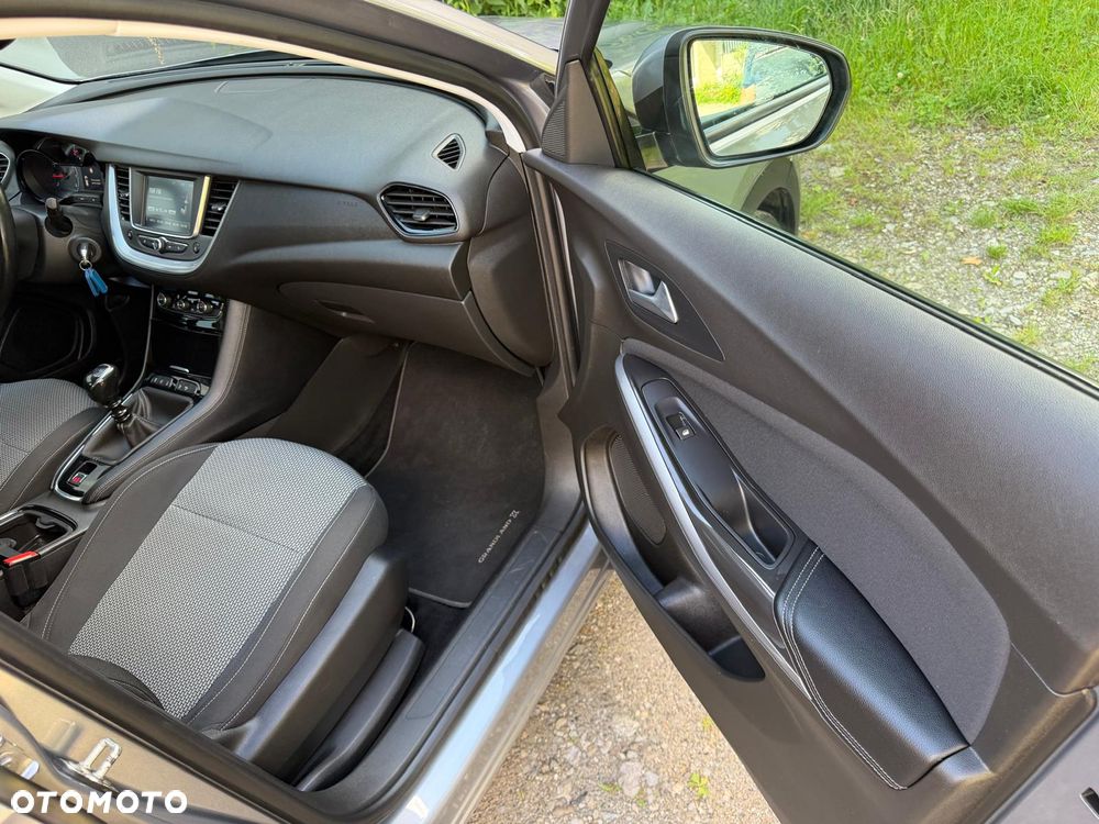 Opel Grandland X 1.2 Start/Stop Dynamic - 19