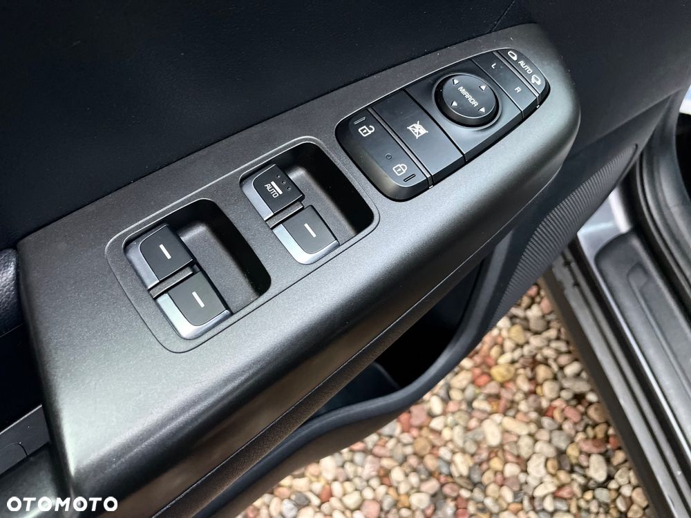 Kia Sportage 1.7 CRDI Business Line L 2WD - 28