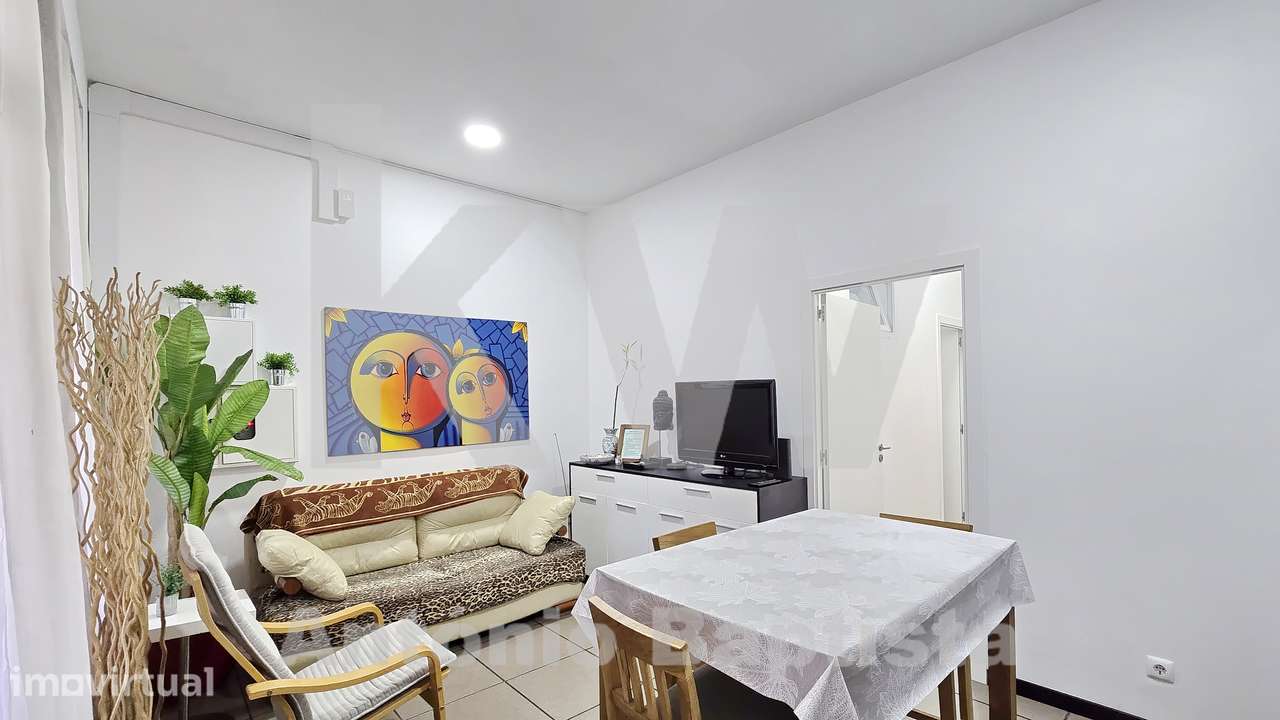 Oportunidade de Investimento: Apartamento com 3 quartos na Vila Jovem - Grande imagem: 2/34