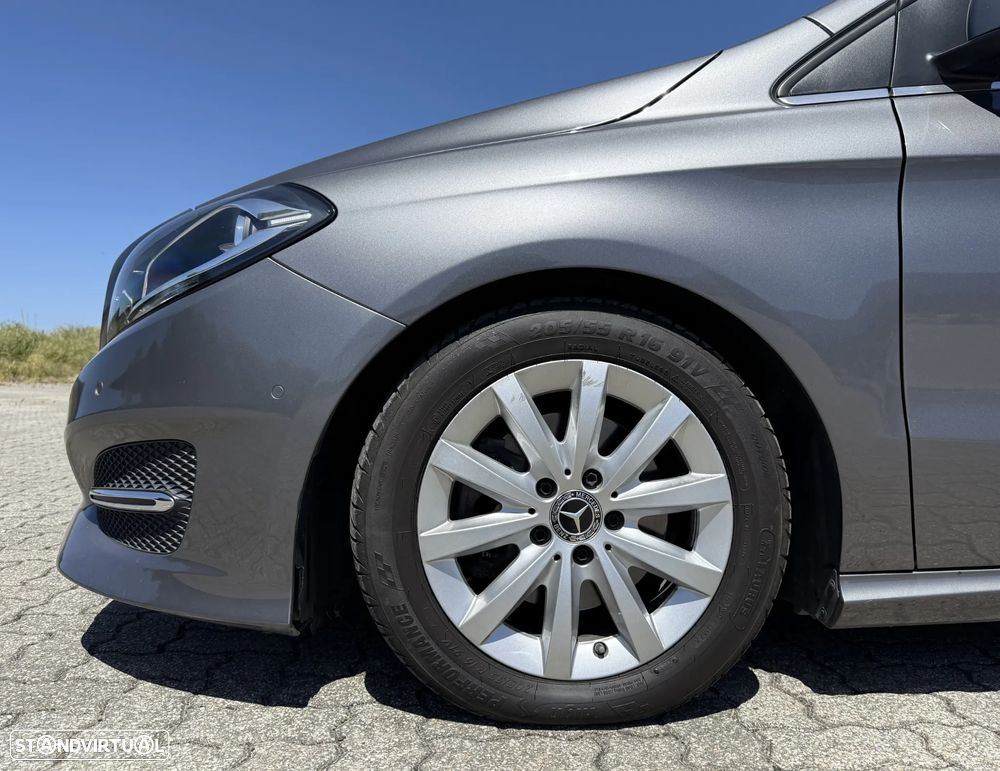 Mercedes-Benz B 200 d Style Aut. - 25