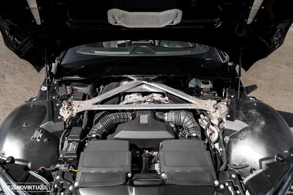 Aston Martin Vantage Roadster V8 - 7