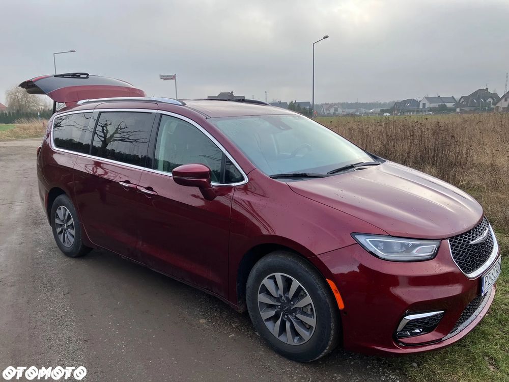 Chrysler Pacifica - 8