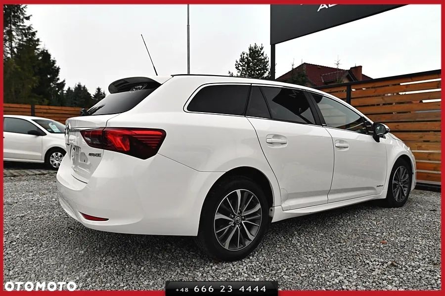 Toyota Avensis Touring Sports 1.6 D-4D Executive - 11
