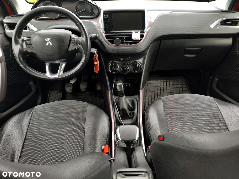 Peugeot 2008 1.6 e-HDi Allure S&S - 7